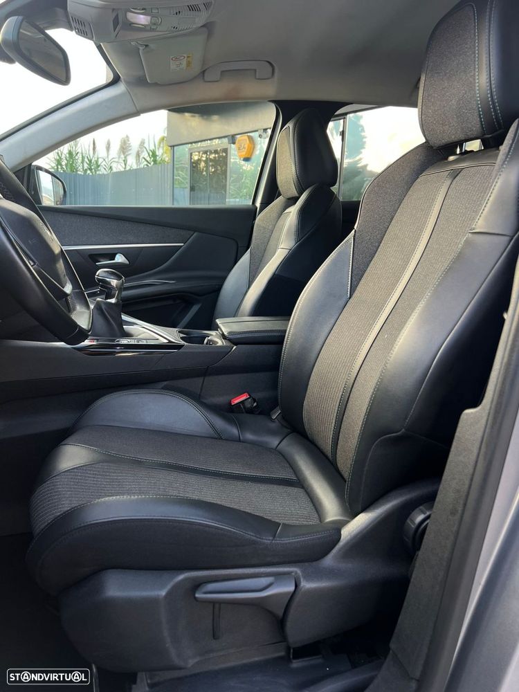 Peugeot 3008 1.2 PureTech Allure - 9