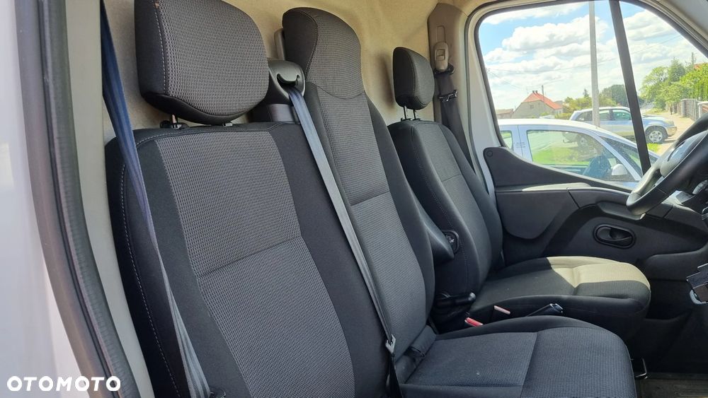 Renault Master - 18