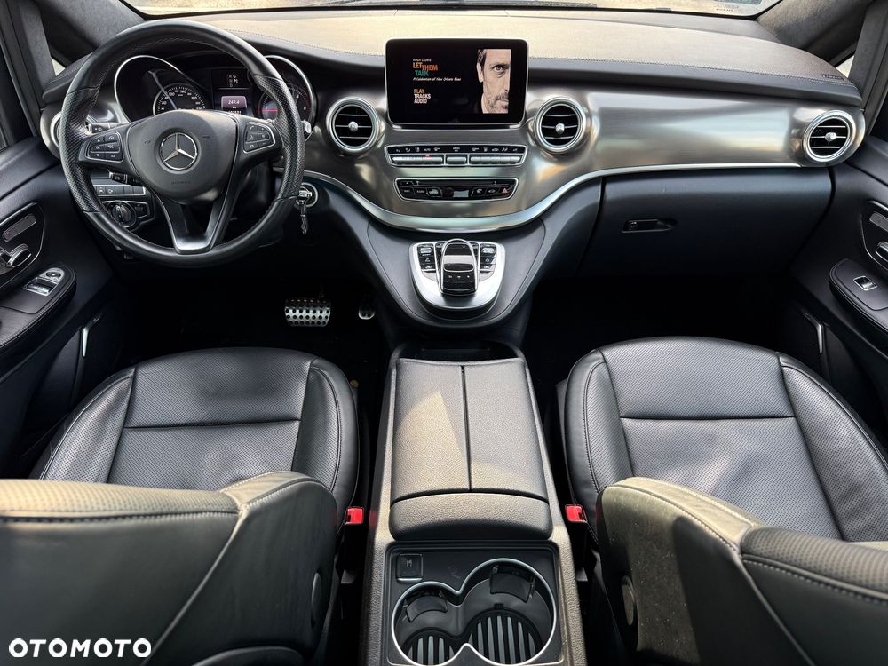 Mercedes-Benz Klasa V - 5