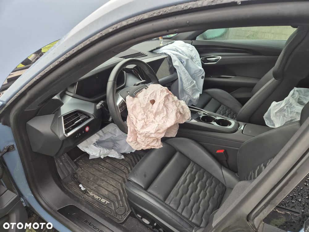 Audi e-tron GT 60 93kWh Quattro - 9