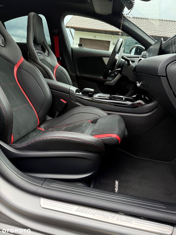 Mercedes-Benz CLA - 18