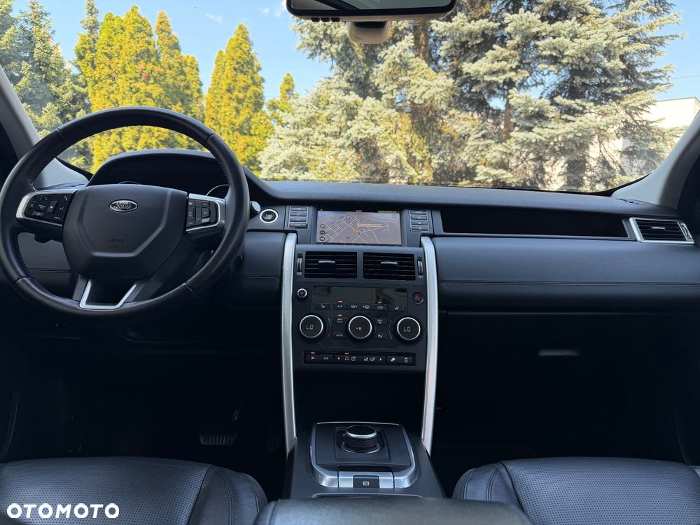 Land Rover Discovery Sport TD4 HSE Luxury - 30