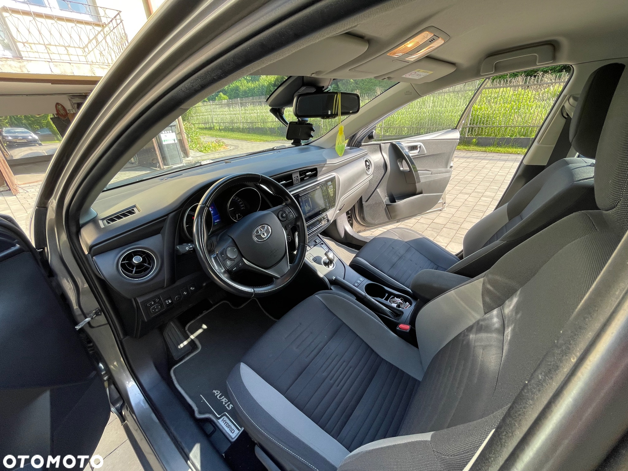 Toyota Auris Hybrid 135 Comfort - 10