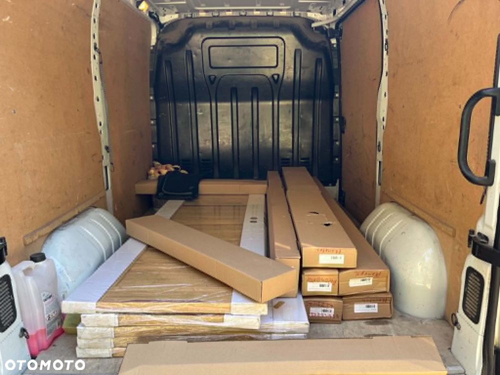 Renault Master - 25