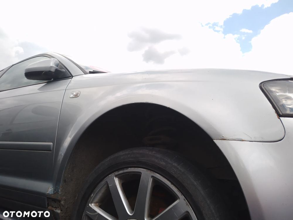 AUDI A3 8P 03-08 2.0 TDI BKD LY7W  PODŁOKIETNIK - 4