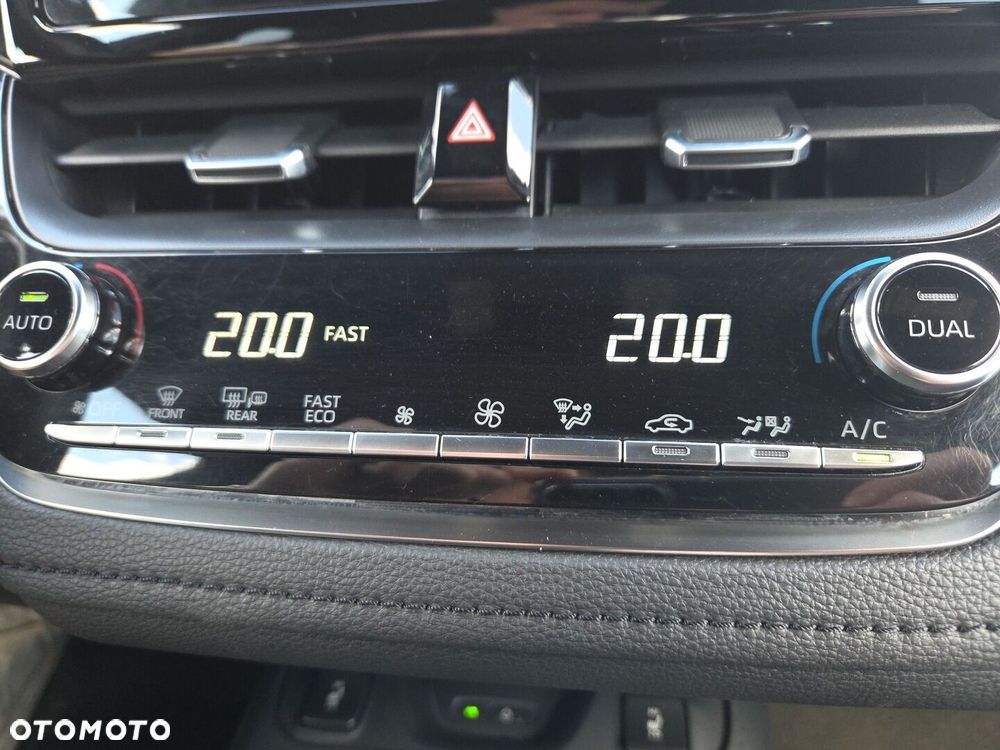 Toyota Corolla - 30