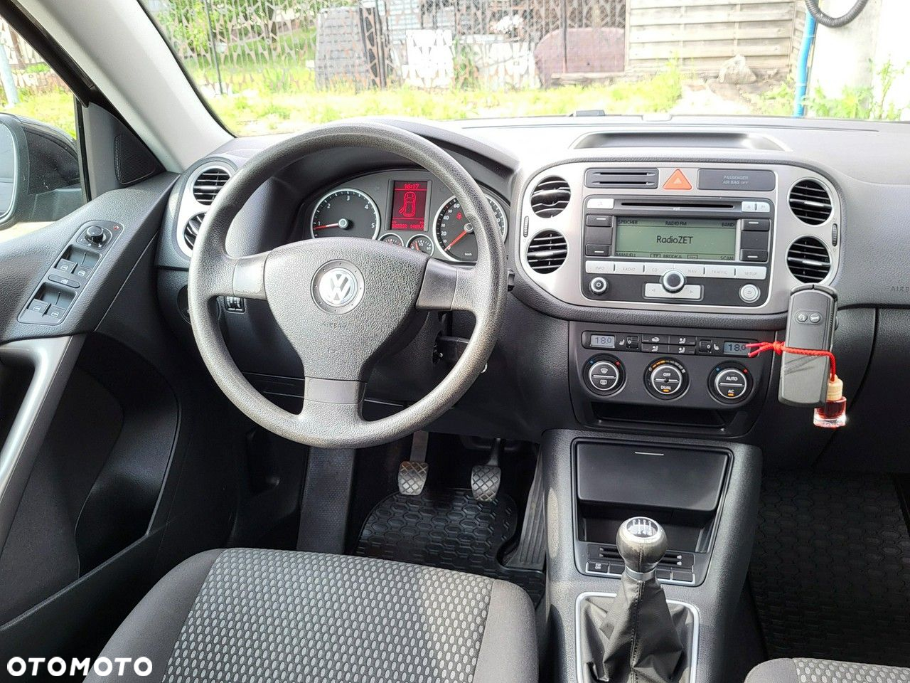 Volkswagen Tiguan - 21