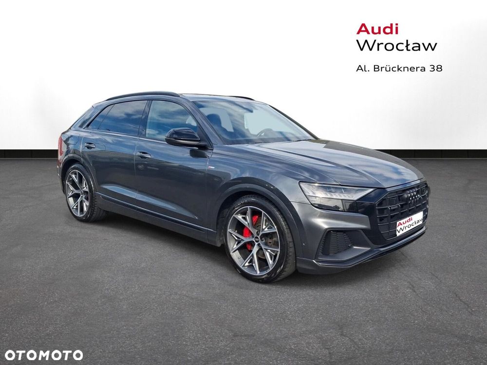 Audi Q8 - 2