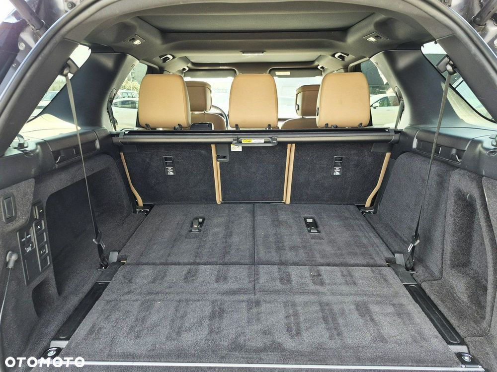 Land Rover Discovery 3.0 D300 mHEV R-Dynamic HSE - 41