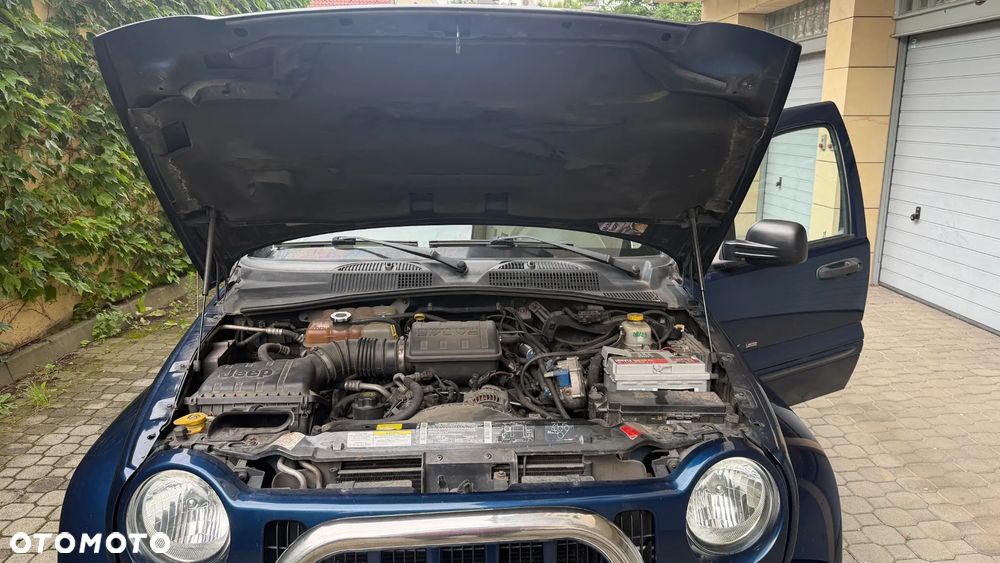 Jeep Liberty 3.7 4x4 - 20