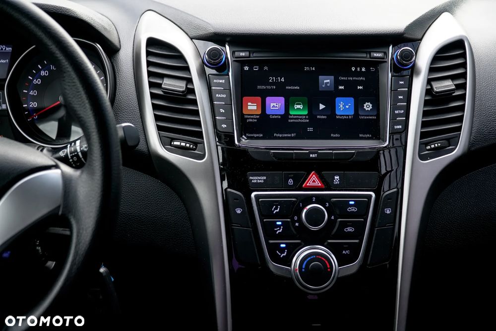 Hyundai i30 1.4 BlueDrive Base - 28