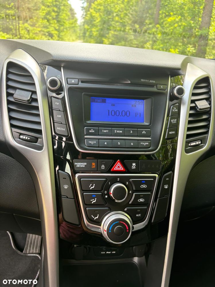 Hyundai i30 1.4 CRDi Intro Edition - 14
