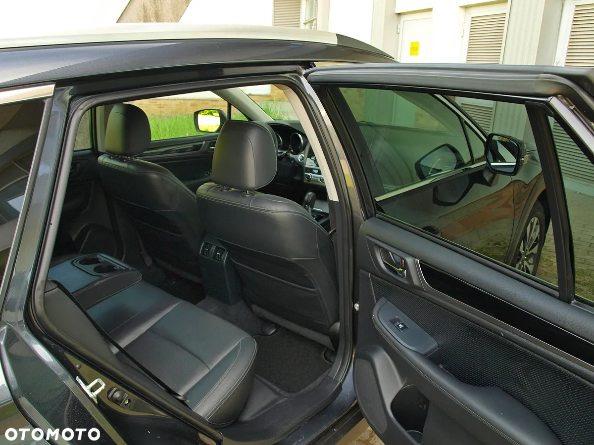Subaru Outback 2.5i Exclusive - 17