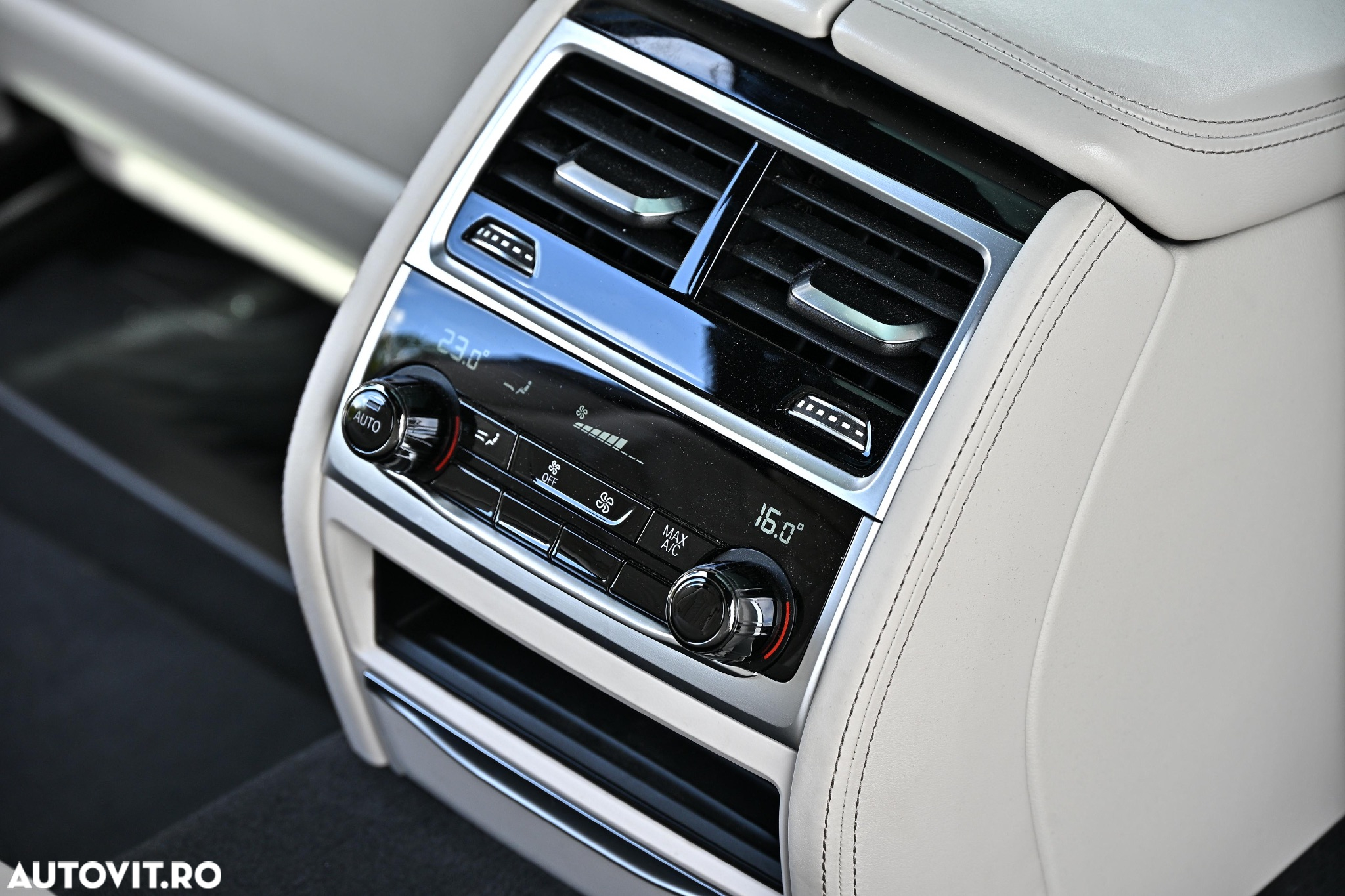 BMW Seria 7 750d xDrive - 15
