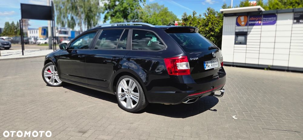 Skoda Octavia 2.0 TDI DSG RS - 12