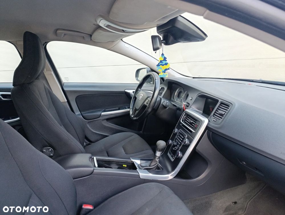 Volvo V60 D2 Edition Pro - 15