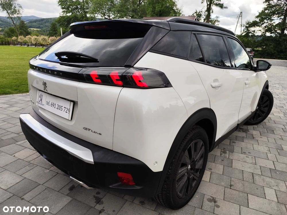 Peugeot 2008 1.2 PureTech GT Line S&S - 6