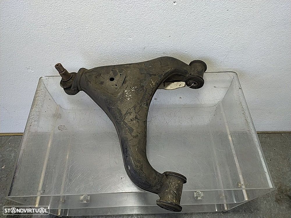 Braço Suspensão Frente Esquerdo Mercedes-Benz Sprinter - 1