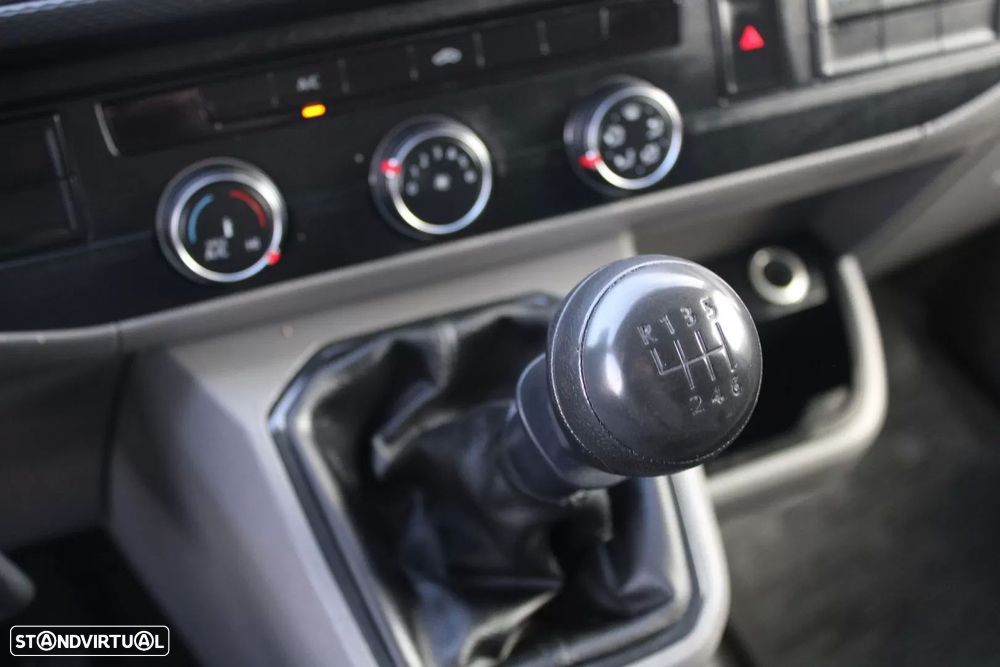 VW Transporter 2.0 TDI Confortline Extra 150Cv - 19