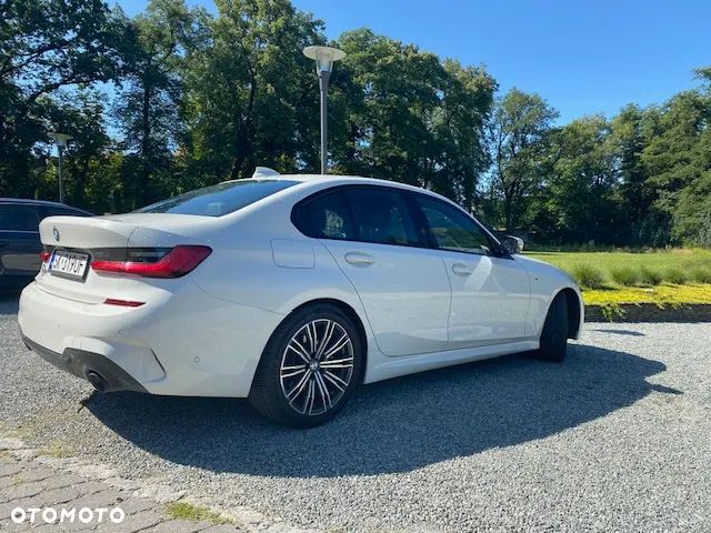BMW Seria 3 318i M Sport - 3