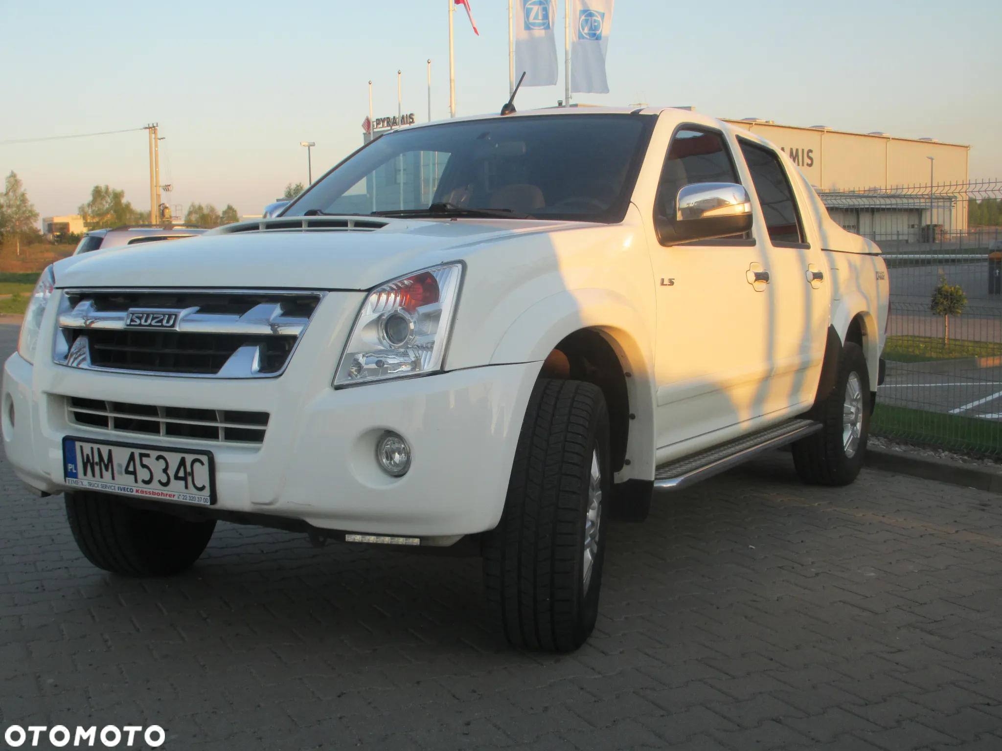 NOWA WYKŁADZINA PAKI ISUZU D-max I koryto wanna - 6