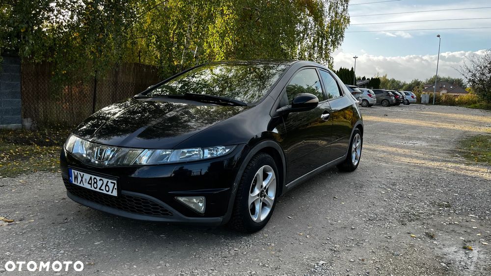 Honda Civic 1.8 Comfort - 1