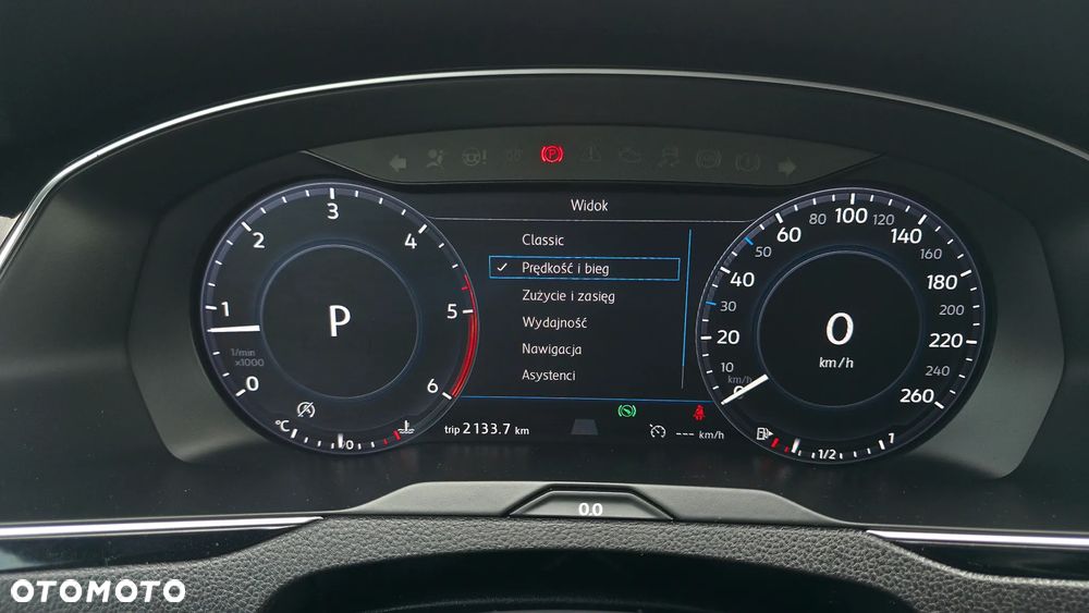 Volkswagen Passat - 31