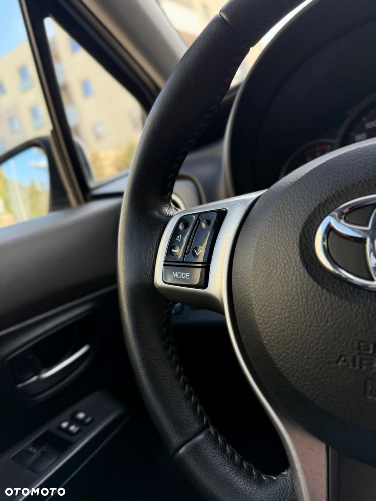 Toyota Yaris 1.33 Prestige - 22