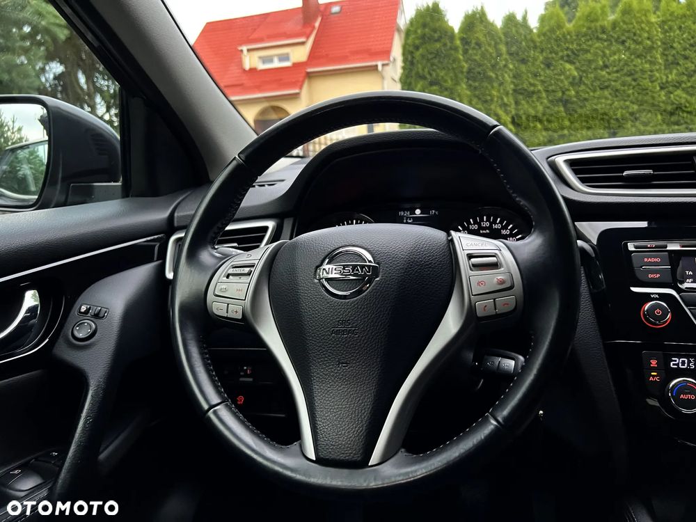 Nissan Qashqai 1.2 DIG-T N-Connecta - 30