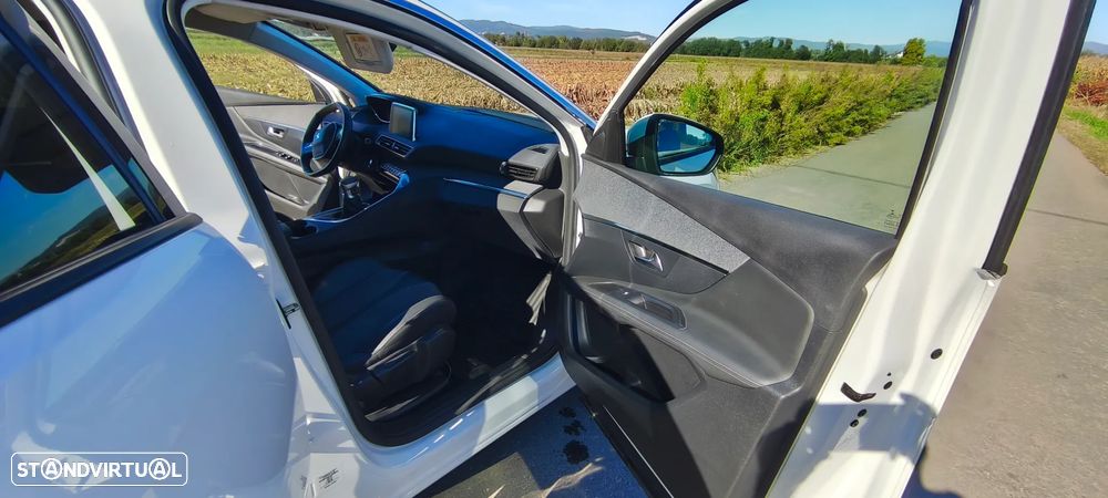 Peugeot 3008 1.5 BlueHDi Allure - 8