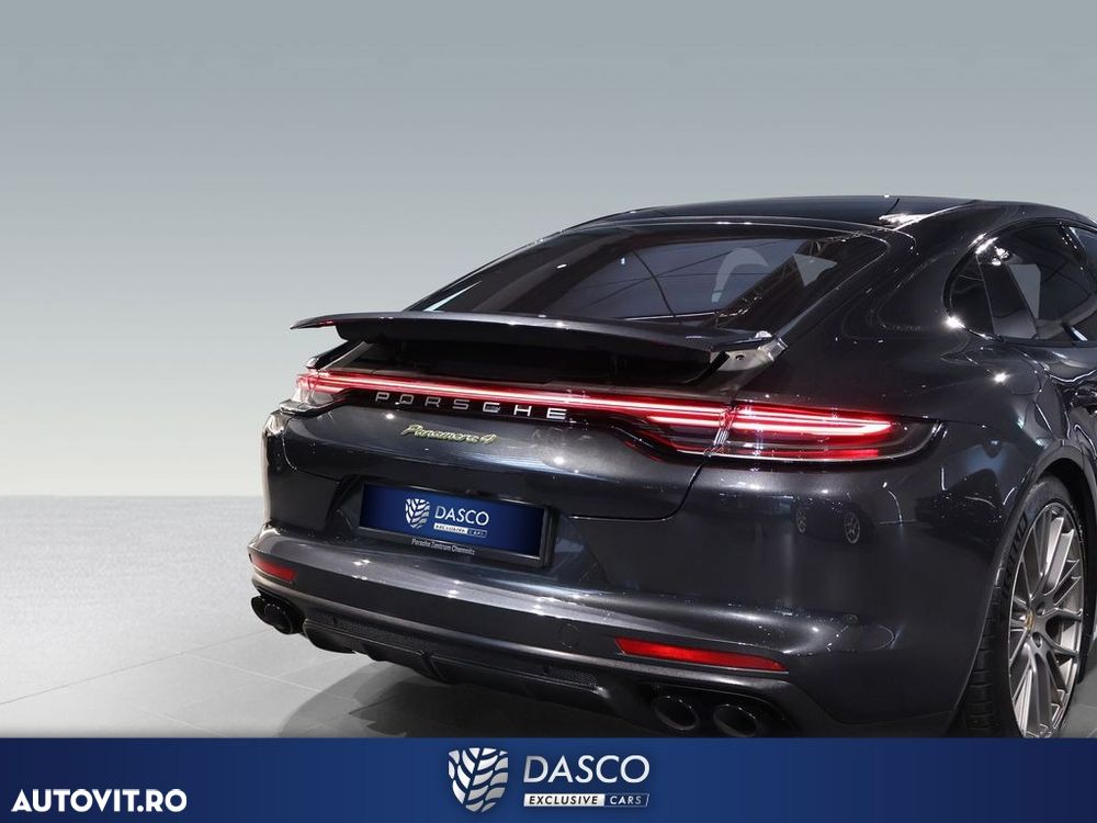 Porsche Panamera 4 E-Hybrid Platinum Edition - 3