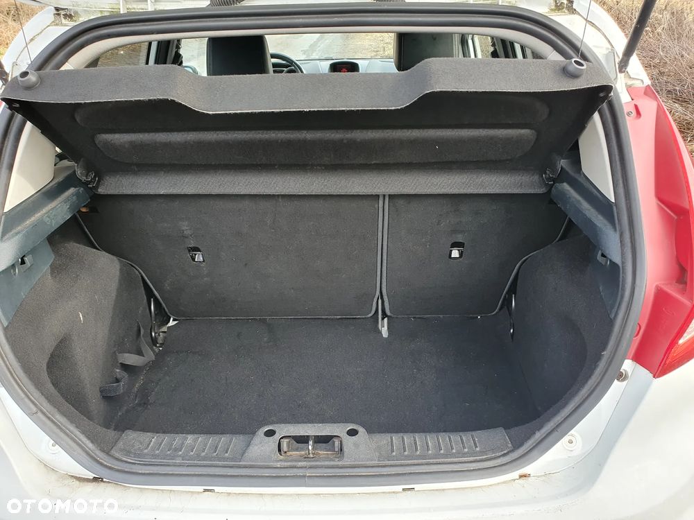 Ford Fiesta - 13