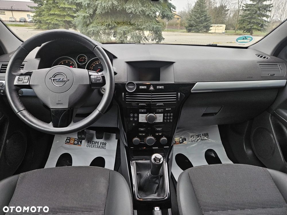 Opel Astra 1.8 Cosmo - 20