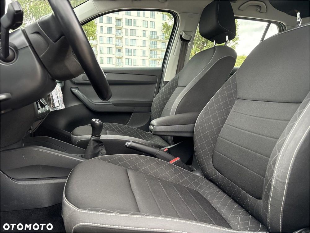 Skoda Fabia 1.0 TSI Ambition - 10