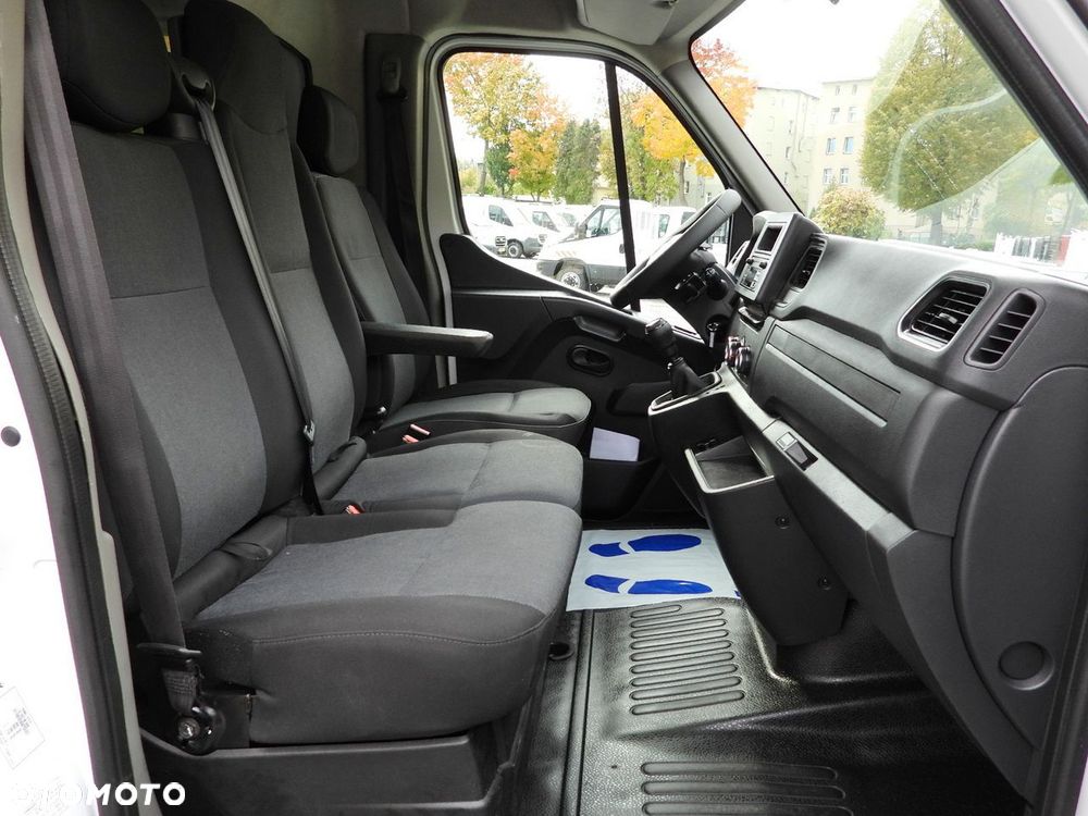 Renault MASTER PLANDEKA WINDA 10 PALET TEMPOMAT LEDY KLIMATYZACJA  165KM - 37