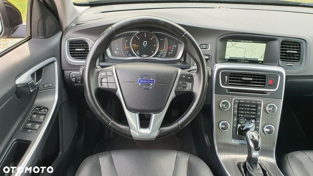 Volvo S60 D3 Geartronic Momentum - 18