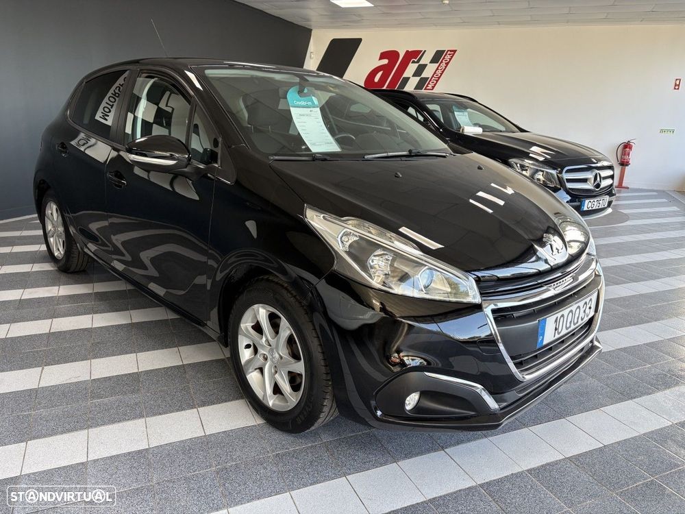 Peugeot 208 1.2 PureTech Signature - 3