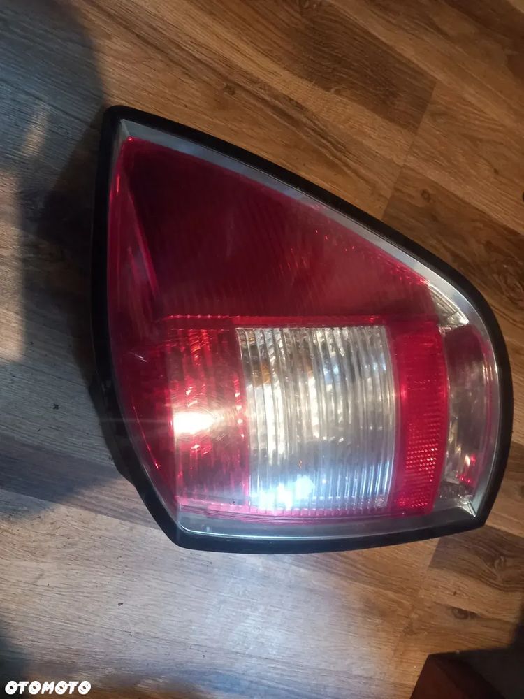 opel astra h kombi lampa lewa tyl