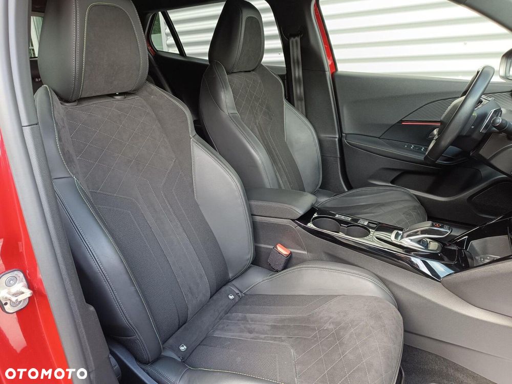 Peugeot 2008 1.2 PureTech GT Pack S&S EAT8 - 34