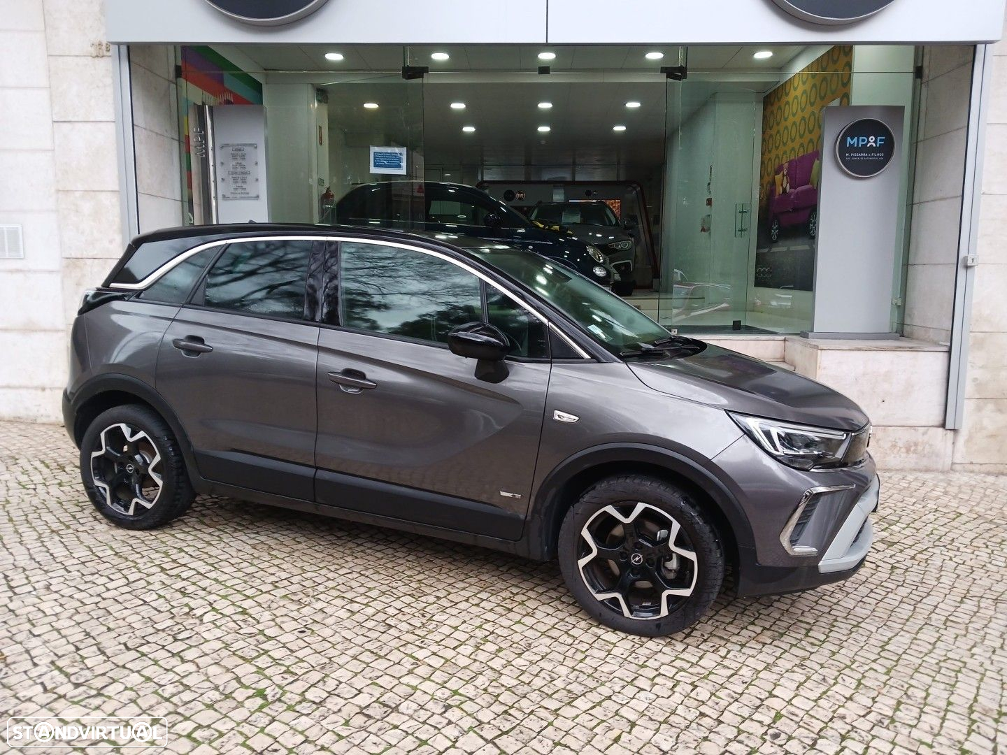 Opel Crossland 1.2 T Design & Tech - 2