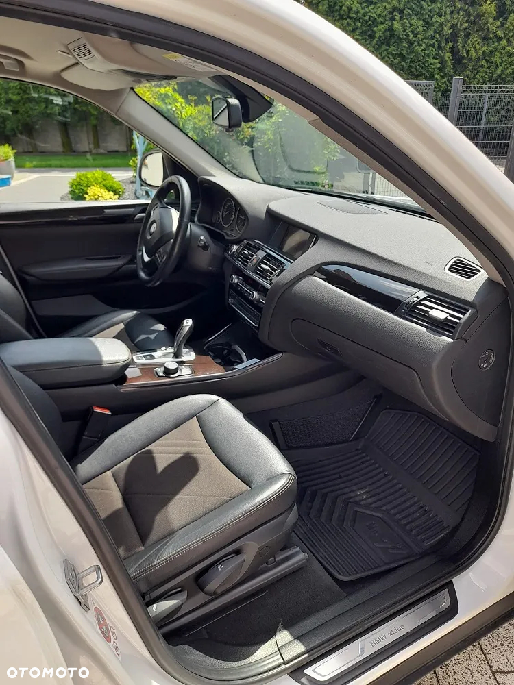 BMW X3 sDrive18d Luxury Line - 15