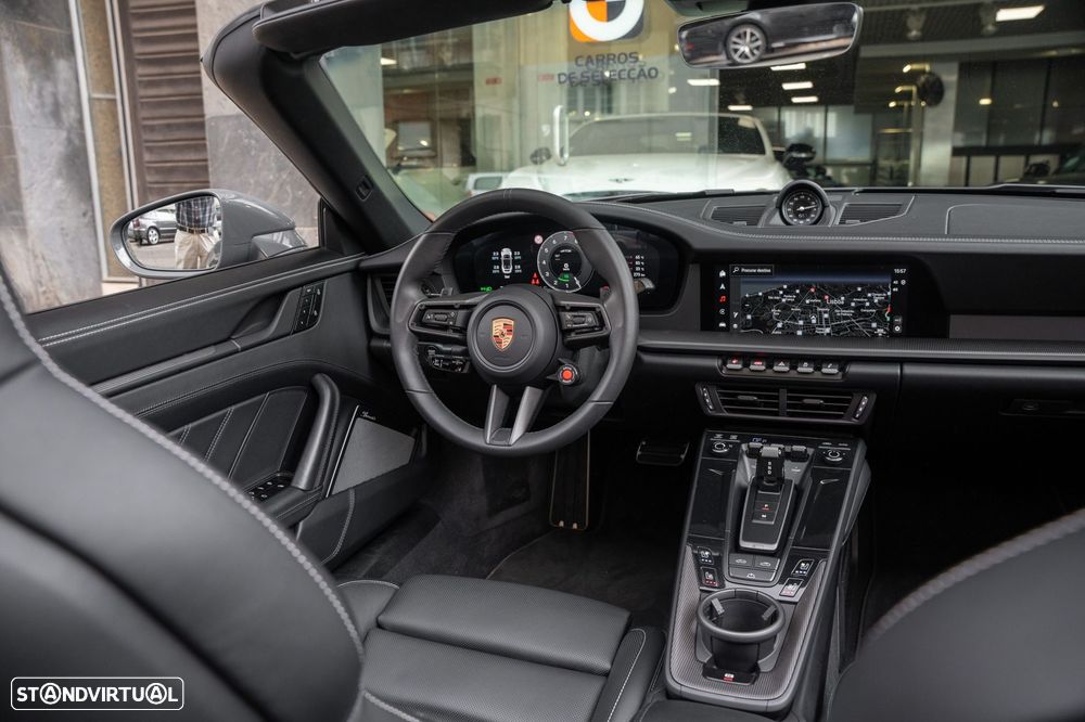 Porsche 911 (992) Carrera 4 GTS - 30