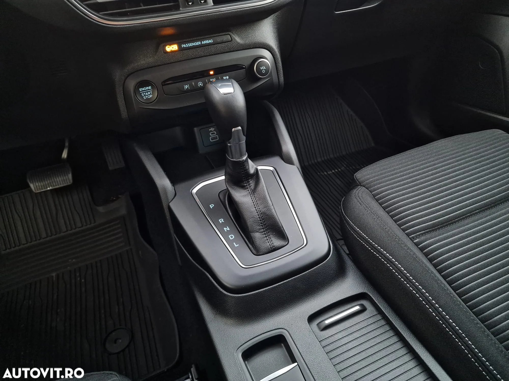 Ford Focus 1.0 EcoBoost MHEV Titanium - 19