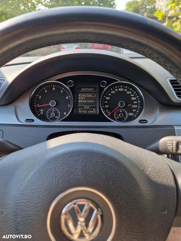 Volkswagen Passat CC - 12