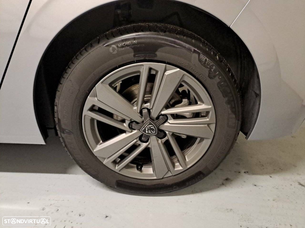 Peugeot 308 1.5 BlueHDi Active EAT8 - 10