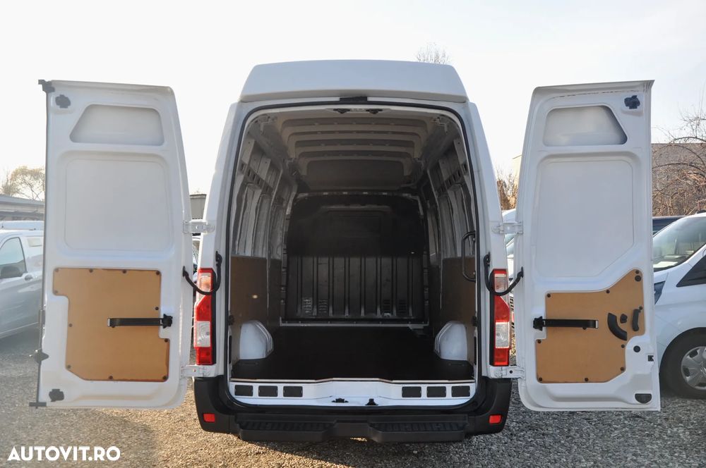 Renault Master L4H3 Van - 7