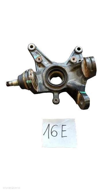 Zwrotnica przednia prawa Honda TRX500 / TRX680 – Używana - 2