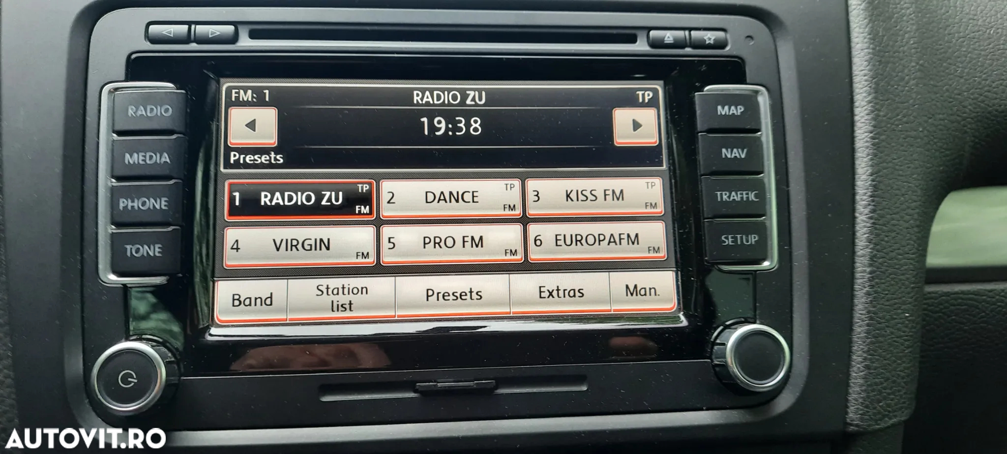 Volkswagen Golf - 12