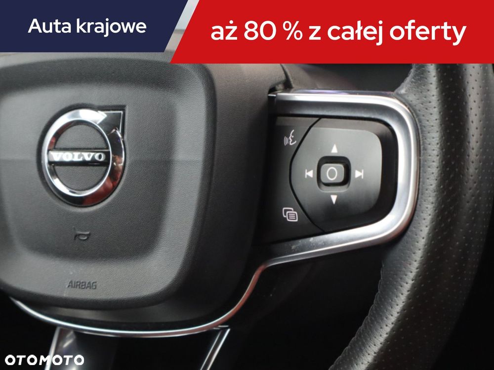 Volvo XC 40 - 18