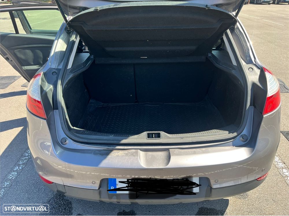 Renault Mégane - 10